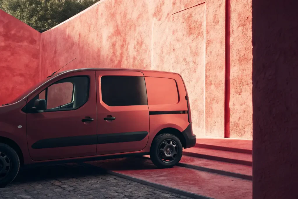 Comment ouvrir la trappe à essence d’un Renault Kangoo et choisir le bon carburant en toute sécurité