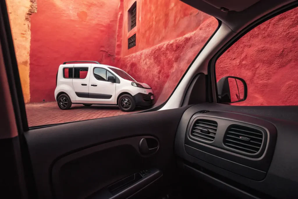 Où se trouve le fusible de ventilation sur une Renault Kangoo et comment le vérifier